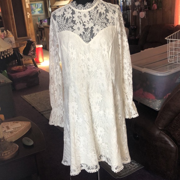 Beautiful White Lace SHEIN Curvy Dress plus size - Picture 13 of 17